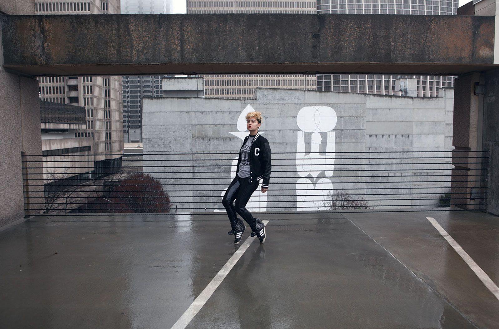 girl modeling in the rain